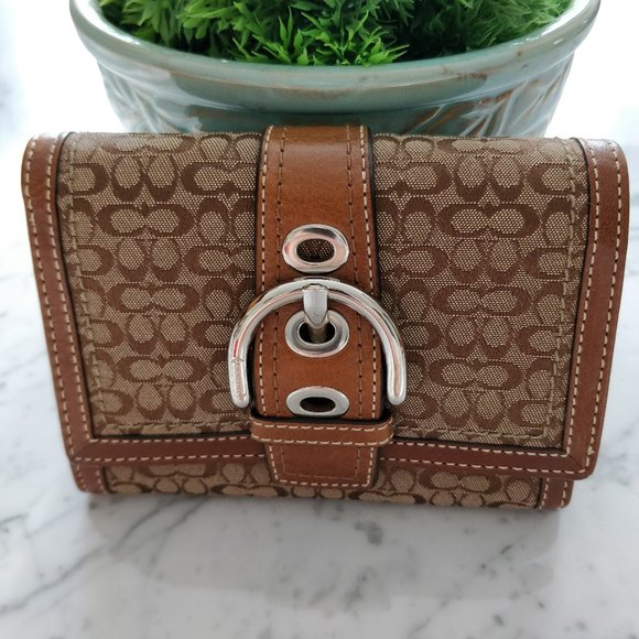 NWOT COACH Bifold Signature Wallet - Picture 1 of 5